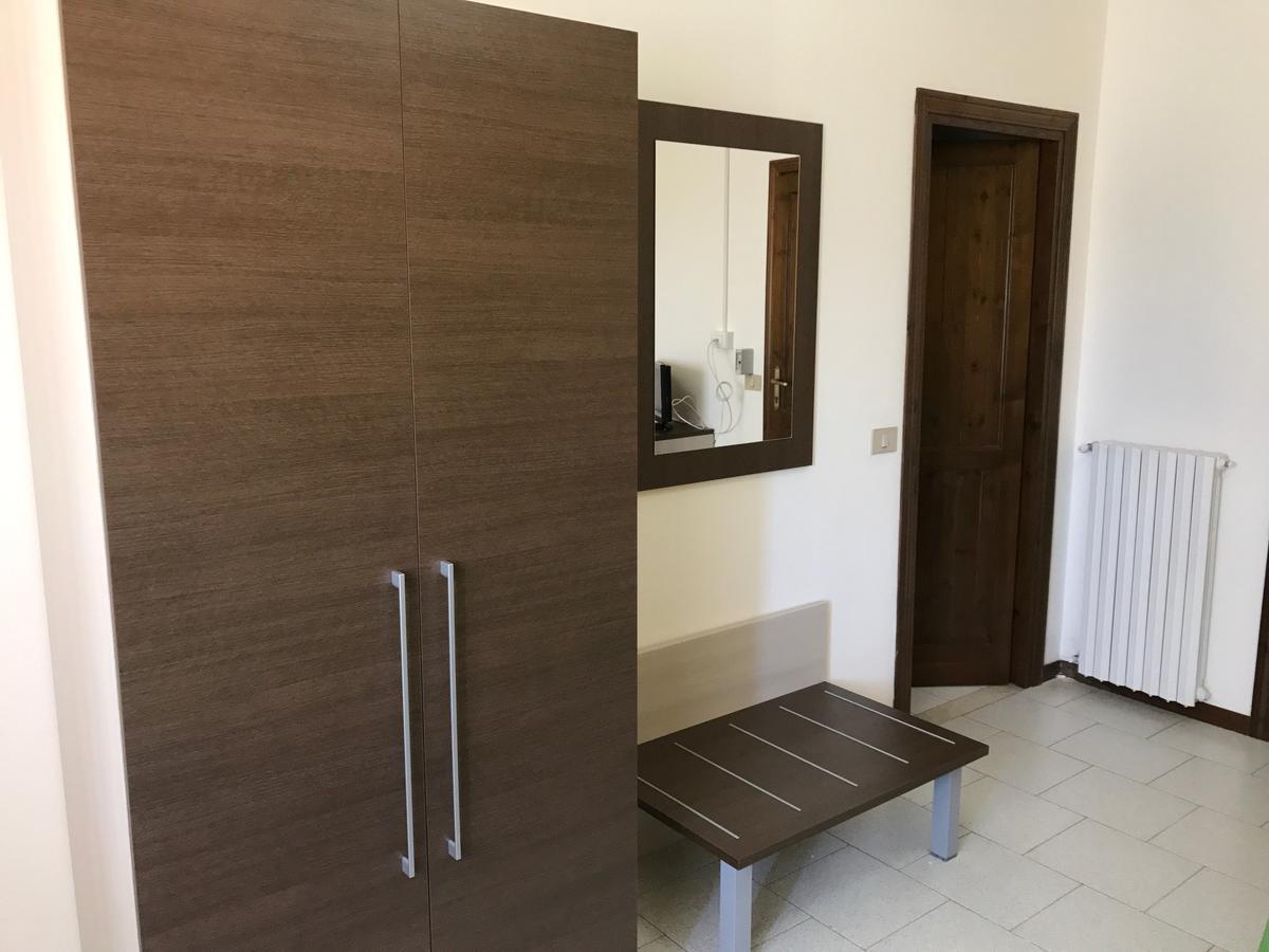 Hotel Marina Badesi Zewnętrze zdjęcie